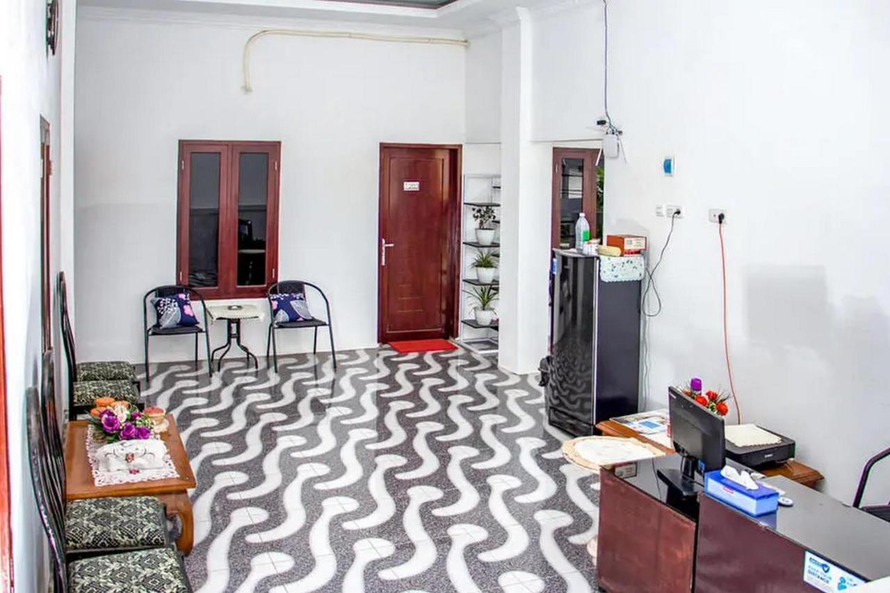 Samar Wulu Guest House Syariah Mitra Reddoorz Near Ketapang Ketapang (Banyuwangi, East Java) Exterior foto